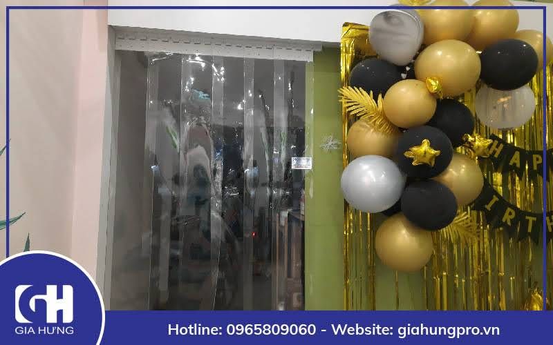 Công trình thi công rèm nhựa ngăn lạnh tại Đội Cấn Công trình thi công rèm nhựa ngăn lạnh tại Đội Cấn